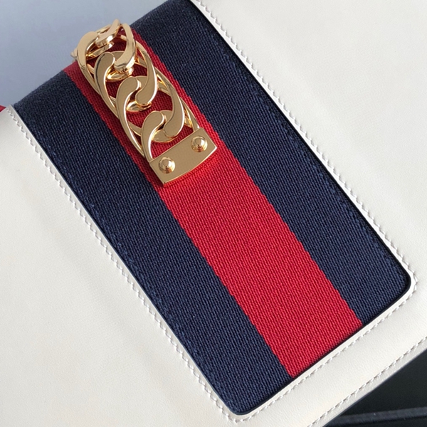 グッチバッグ素材ディテール